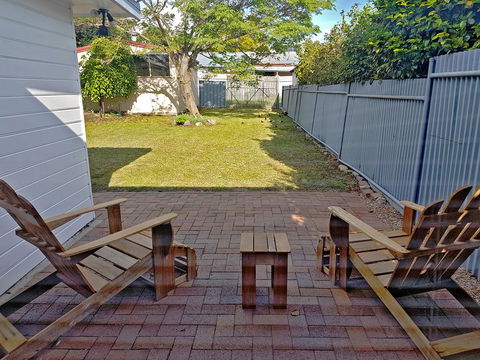 Blue And White Nile - Darwin Holiday 1