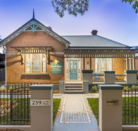 Blue Door Apartments Heritage Charm in CBD - Darwin Holiday