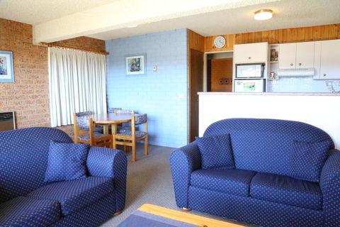 Blue Gums 1 - Darwin Holiday 3