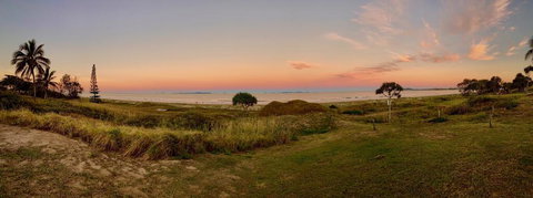 Blue Horizon - Darwin Holiday 1