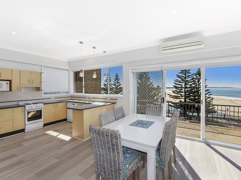 Blue Pacific 8 - Darwin Holiday 0