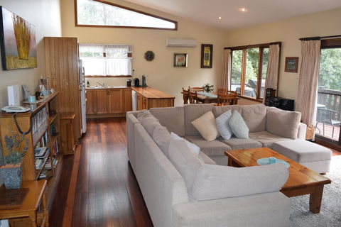 Bluebell Cottage - Darwin Holiday 2