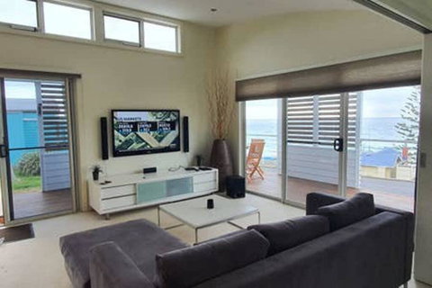 Boat Harbour Beach Luxury Villa - Darwin Holiday 1