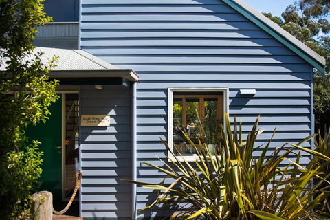 Boatshed Villa Green Door - Darwin Holiday 1