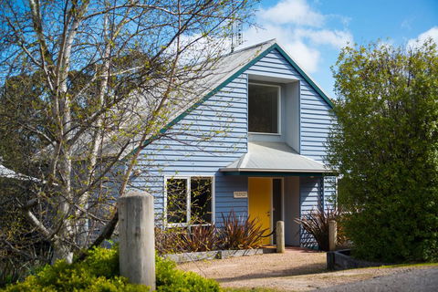 Boatshed Villa Yellow Door - Darwin Holiday 0