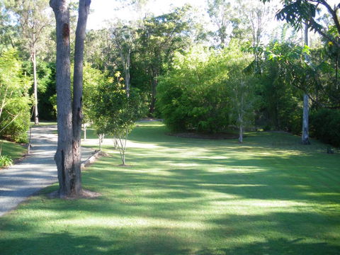 BoBRENE On Tamborine Nude Retreat - Quaint Cottage - Darwin Holiday 3