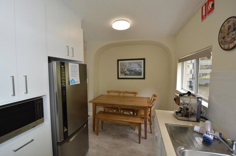 Bobuck 3B - Darwin Holiday 3