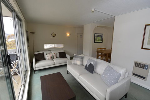 Bobuck 3B - Darwin Holiday 0