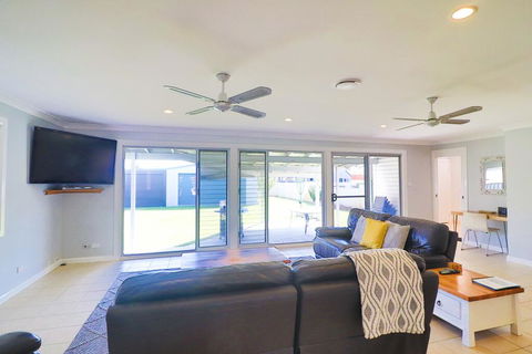 Boikon Beach House - Darwin Holiday 3
