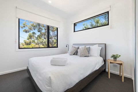 The Moorabbin Townhouse - Comfortable & Accessible - Darwin Holiday 2