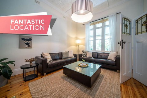 The Oxford Hyde Park 4BR Cottage - Darwin Holiday 0