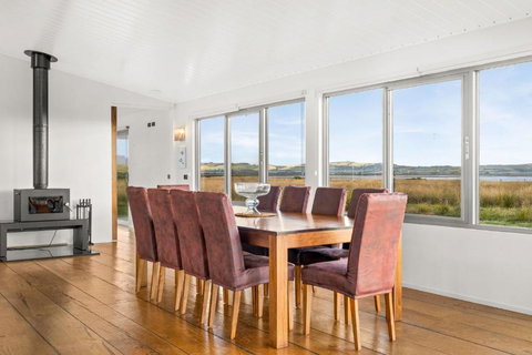 The Point Bass Coast - Darwin Holiday 2