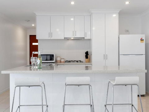 Three Bedroom, Two Bathroom Family Home - Darwin Holiday 2