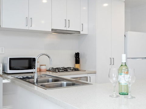 Three Bedroom, Two Bathroom Family Home - Darwin Holiday 3