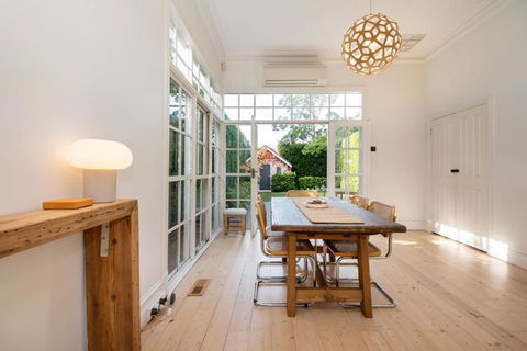 Timeless Gem In Malvern East - Darwin Holiday 3