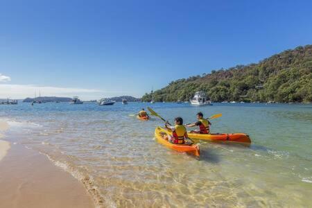 Waterfront Scotland Island Holiday Home - Family & Pet Friendly - 3 Bedrooms - Wifi - Netflix - Private Jetty - Darwin Holiday 2