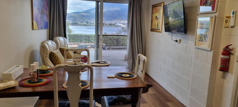 Waterfront Abode - 2 Bedrooms - Darwin Holiday 2