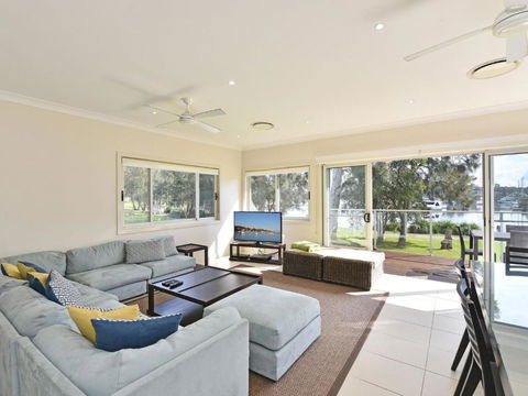 Wangi Lakehouse - Darwin Holiday 1