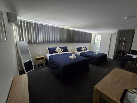 Warners Bay Hotel - Darwin Holiday 3