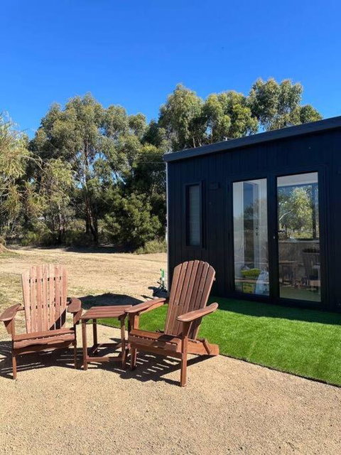 Waterfront Tiny Home In FarmStay - Darwin Holiday 2