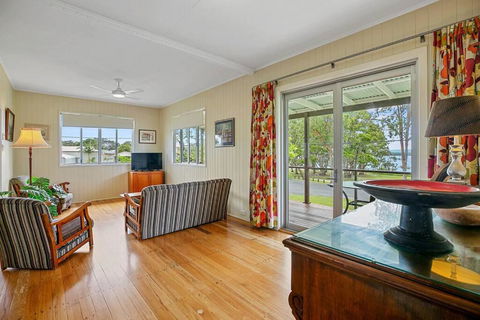 Welcome To Waterfront Views - Darwin Holiday 3