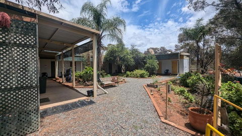 Widgiemooltha Caravan Park - Darwin Holiday 2