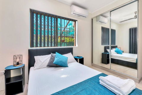 A Little Golf, A Refreshing Swim And A Lot Of Wine - Darwin Holiday 2
