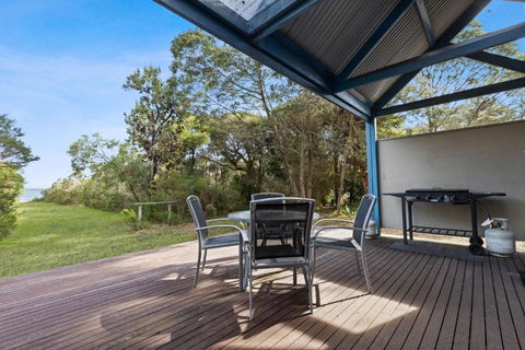 Dargo - Waterfront Retreat - Darwin Holiday 1