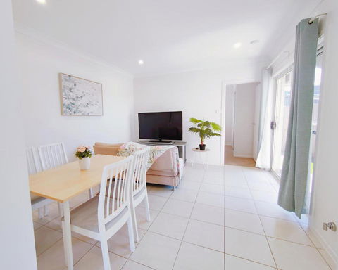 GablesBox HilMaraylya 2Br Granny Flat With WiFi - Darwin Holiday 1