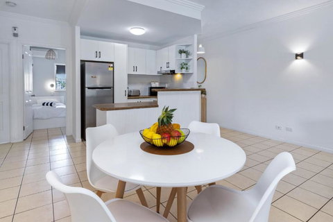 Zion Escapes Cairns City Waters Edge Family Apartment - Darwin Holiday 3