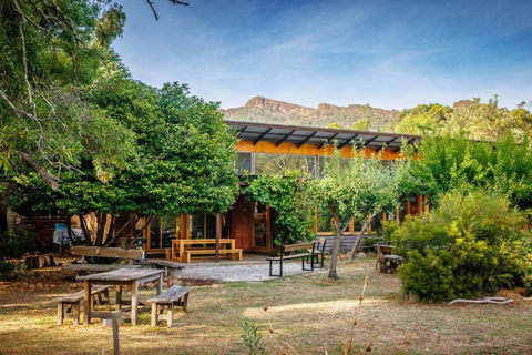 YHA Grampians Eco, Halls Gap - Darwin Holiday 0