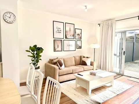 Heartwarming 3BR-Townhouse - Darwin Holiday 0