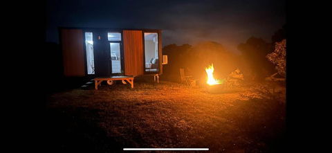 Hollow Mountain Getaway 2 By Tiny Away - Darwin Holiday 1