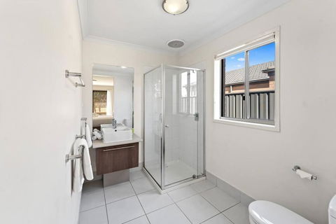 Home Haven Bendigo - Darwin Holiday 3