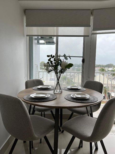 Marina View Holiday Apartment - Beautiful Views - Darwin Holiday 2