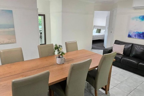 Relaxing Hamptons Style Home In Forest Lake - Darwin Holiday 1