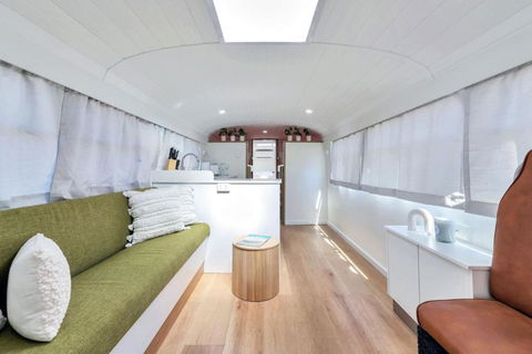 The Big Red Bus - Darwin Holiday 1