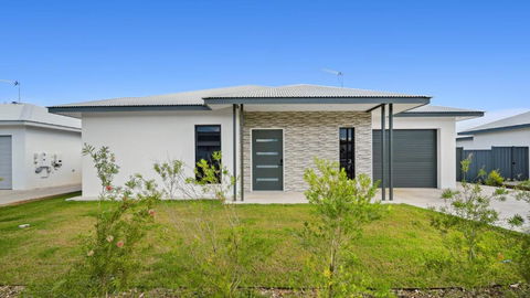 Berrimah Cozy Retreat - Darwin Holiday 2