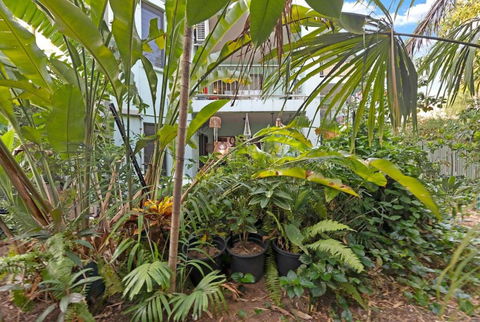 Where Enchanted Garden Meets Tropical Paradise - Darwin Holiday 2