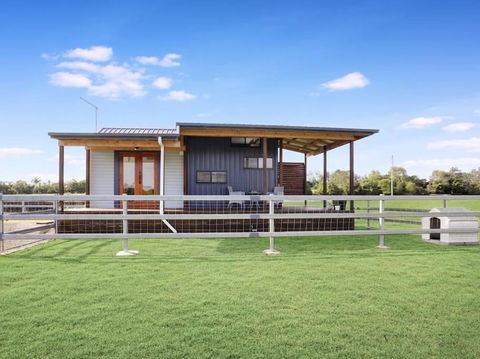 Yamba Tiny House Iris - Darwin Holiday 0