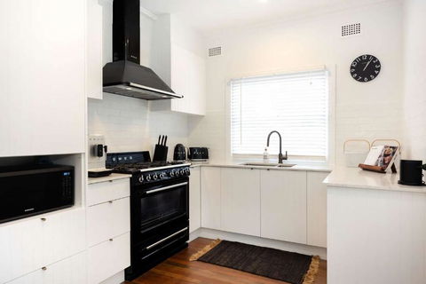 Yanderra - Darwin Holiday 2