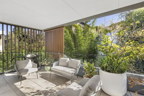YAWA1B - Bellevue Hill Penthouse - Darwin Holiday 2