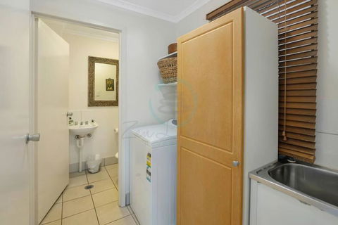 Zen Serene Seascape - Family Pool - BBQ - Markets - Darwin Holiday 2