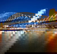 Private Tour Sydney at Night - Darwin Holiday