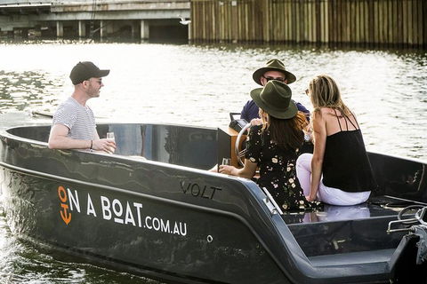 1.5-Hour Boat Rental In Melbourne - Darwin Holiday 1