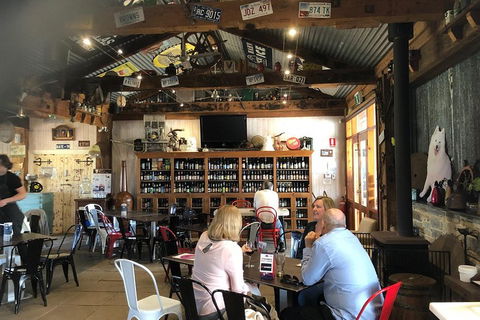 Beer, Wine And Gin (The Ultimate Tastings.) - Darwin Holiday 1