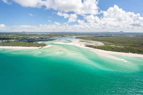 Deluxe Seaplane Tour Noosa To Glasshouse Adventure For 2 With Photobook - Darwin Holiday 0