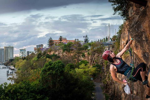 Brisbane Rock Climbing - 3 Hours Night - Darwin Holiday 1