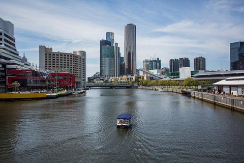 2-Hour Self-Drive Boat Hire On The Yarra River - Darwin Holiday 1