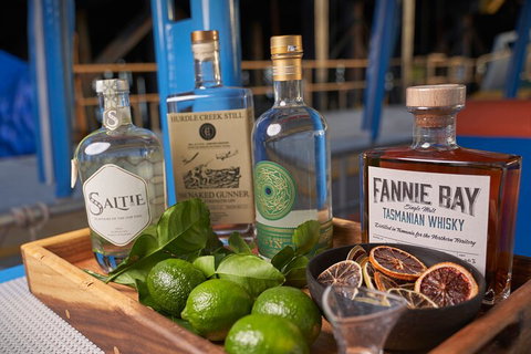 Tropical Light Sundowner Cruise With Drinks Included - Darwin Holiday 1